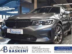 Grau Gebraucht 2021 BMW 320 Sport Line Limousine | 28.980 € (Fairer Preis)