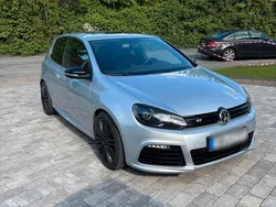Silber Gebraucht 2010 VW Golf VI R Coupé | 16.800 €