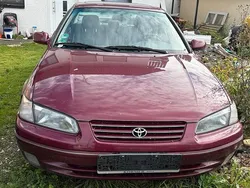 Rot Gebraucht 1996 Toyota Camry Limousine | 4.500 €