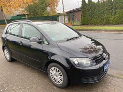 Schwarz Gebraucht 2011 VW Golf Plus Van / Kleinbus | 6.490 € (Fairer Preis)