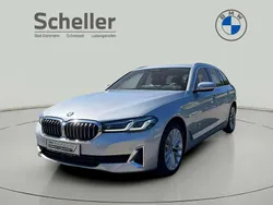 Glaciersilber Gebraucht 2021 BMW 530 Luxury Line Kombi | 34.999 € (Teuer)