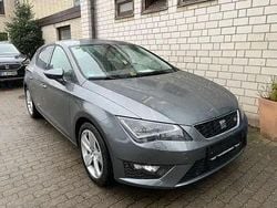 Grau Gebraucht 2016 Seat Leon FR Limousine | 9.900 € (Superpreis)