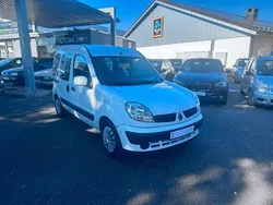 Weiß Gebraucht 2005 Renault Kangoo Campus Van / Kleinbus | 4.490 € (Teuer)