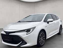 Weiß Gebraucht 2021 Toyota Corolla Team Kombi | 22.990 € (Fairer Preis)