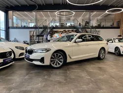 Weiß Gebraucht 2021 BMW 520 Sport Line Kombi | 20.990 € (Guter Preis)