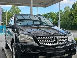 Schwarz Gebraucht 2007 Mercedes ML320 SUV | 8.200 € (Fairer Preis)