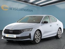 Grau Gebraucht 2024 Skoda Octavia Limousine | 33.949 € (Teuer)