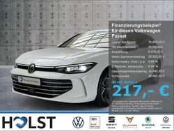 Weiß Gebraucht 2024 VW Passat Elegance Kombi | 39.900 € (Guter Preis)