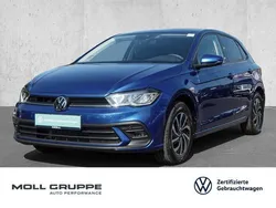 Reef blue metallic Gebraucht 2024 VW Polo Life Limousine | 18.880 € (Guter Preis)