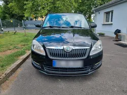 Schwarz Gebraucht 2011 Skoda Fabia Kombi | 1.999 € (Guter Preis)