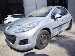 Grau Gebraucht 2010 Peugeot 207 Tendance Limousine | 3.790 € (Fairer Preis)