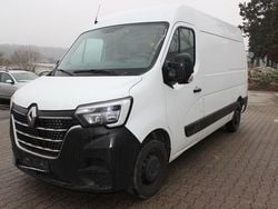 Weiß Gebraucht 2021 Renault Master Komfort Van / Kleinbus | 13.990 €