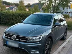 Grau Gebraucht 2017 VW Tiguan SUV | 16.890 € (Etwas zu teuer)
