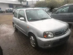 Silber Gebraucht 2002 Nissan Micra Comfort Kleinwagen | 1.650 € (Teuer)