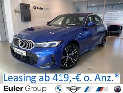 Blau Gebraucht 2024 BMW 330e Performance Limousine | 41.989 € (Guter Preis)