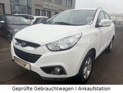 Weiß Gebraucht 2013 Hyundai ix35 Edition SUV | 5.890 € (Guter Preis)