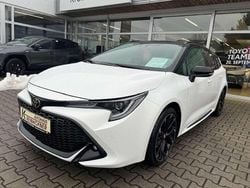 Schneeweis/dach schwarz Gebraucht 2022 Toyota Corolla Hybrid Sport Kombi | 25.990 € (Fairer Preis)