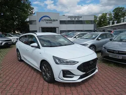Andere Neu 2024 Ford Focus ST-Line Limousine | 31.590 € (Teuer)