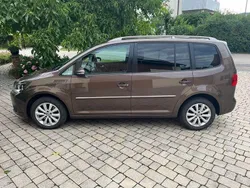Braun Gebraucht 2014 VW Touran Highline Van / Kleinbus | 8.800 € (Guter Preis)