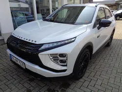 Weiß Gebraucht 2024 Mitsubishi Eclipse Cross Select SUV | 29.990 € (Etwas zu teuer)