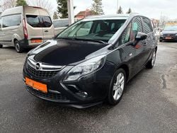 Schwarz Gebraucht 2016 Opel Zafira Tourer drive Van / Kleinbus | 9.500 € (Fairer Preis)