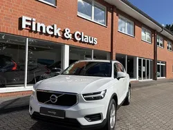 Ice white Gebraucht 2021 Volvo XC40 Momentum SUV | 21.390 € (Superpreis)