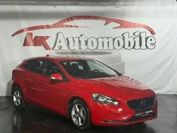 Rot Gebraucht 2015 Volvo V40 You! Kombi | 4.990 € (Guter Preis)