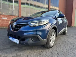 Blau Gebraucht 2017 Renault Kadjar Life SUV | 10.300 € (Fairer Preis)