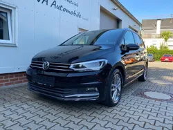 Schwarz Gebraucht 2018 VW Touran Sound Van / Kleinbus | 21.900 € (Teuer)