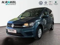 Grün Gebraucht 2018 VW Caddy Trendline Van / Kleinbus | 29.450 €