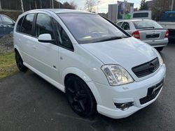 Weiß Gebraucht 2008 Opel Meriva Cosmo Van / Kleinbus | 3.800 € (Etwas zu teuer)