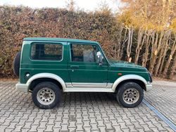 Grün Gebraucht 2002 Suzuki Samurai SUV | 9.999 €