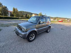 Grau Gebraucht 2010 Suzuki Jimny SUV | 8.300 € (Fairer Preis)