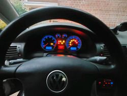 Grün Gebraucht 2001 VW Passat Limousine | 2.000 € (Fairer Preis)