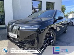 Saphirschwarz Gebraucht 2024 BMW iX Sport Line SUV | 72.970 € (Etwas zu teuer)