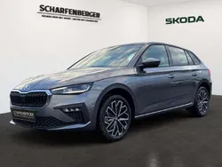 Graphitegrau metallic Gebraucht 2025 Skoda Scala Tour Kleinwagen | 29.839 €