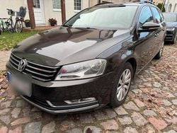 Braun Gebraucht 2011 VW Passat Kombi | 7.100 € (Guter Preis)