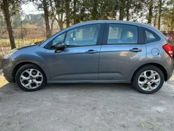 Grau Gebraucht 2010 Citroën C3 Exclusive Kleinwagen | 5.250 € (Etwas zu teuer)