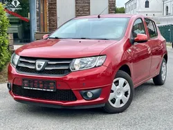 Rot Gebraucht 2016 Dacia Sandero Lauréate Kleinwagen | 7.900 € (Superpreis)