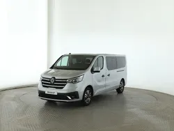 Grau Gebraucht 2024 Renault Trafic Van | 44.990 €