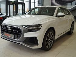 Weiß Gebraucht 2019 Audi Q8 S-Line SUV | 47.890 € (Etwas zu teuer)