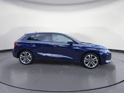 Blau Gebraucht 2024 Audi A3 Sportback Advanced Plus Kombi | 32.460 € (Etwas zu teuer)