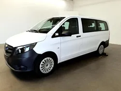 Weiß Gebraucht 2024 Mercedes Vito Van / Kleinbus | 41.519 €