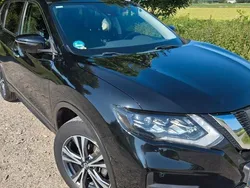 Schwarz Gebraucht 2018 Nissan X-Trail N-Connecta SUV | 17.200 € (Fairer Preis)