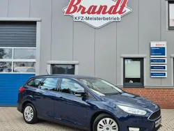 Blau Gebraucht 2017 Ford Focus Business Edition Limousine | 6.850 € (Fairer Preis)