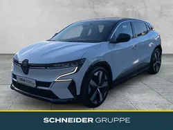 Weißschwarz Gebraucht 2022 Renault Mégane Techno Limousine | 26.990 € (Fairer Preis)