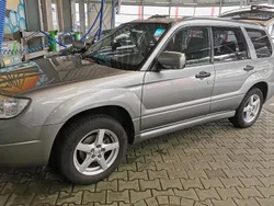 Grau Gebraucht 2006 Subaru Forester SUV | 5.000 € (Fairer Preis)