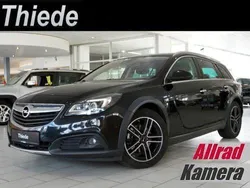 Schwarz Gebraucht 2016 Opel Insignia Country Tourer Sport Kombi | 10.900 € (Fairer Preis)