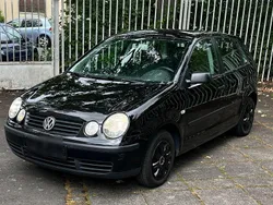 Schwarz Gebraucht 2003 VW Polo Basis Kleinwagen | 1.900 € (Etwas zu teuer)