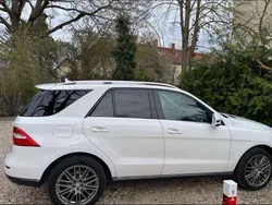 Weiß Gebraucht 2013 Mercedes ML350 SUV | 24.900 € (Etwas zu teuer)